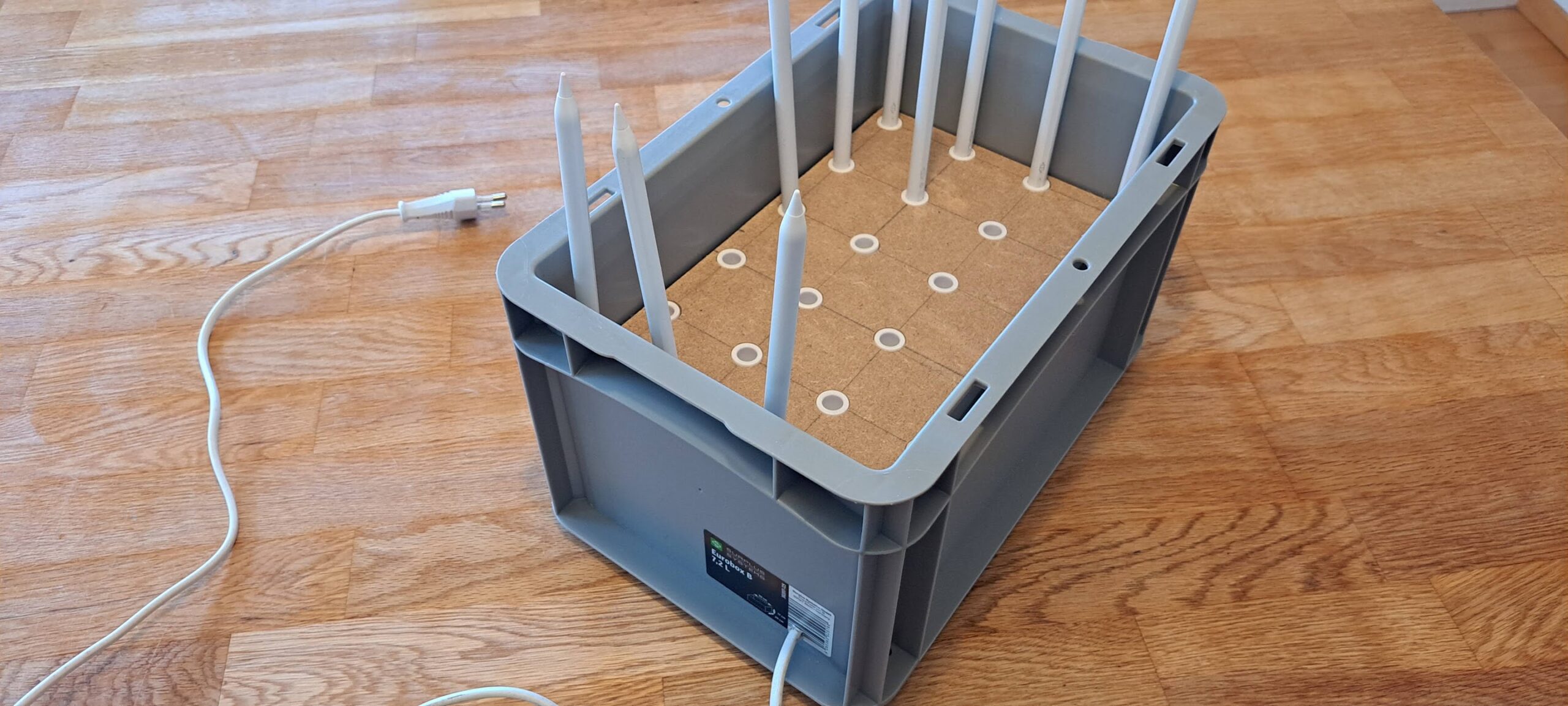 Tabletstift Aufbewahrung Modell Eurobox